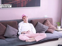 Youthful Euro twunk gets off on cumming solo and gets a torrid facial cum shot